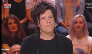 Quotidien : Nicola Sirkis d'Indochine fait un gros doigt d'honneur à la Manif pour Tous