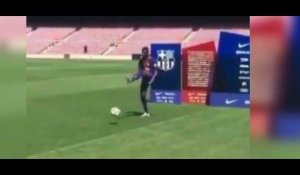 Barça : Ousmane Dembélé rate ses jongles pour sa présentation (vidéo)