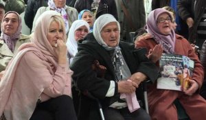 Les familles de Srebrenica satisfaites du verdict de Mladic