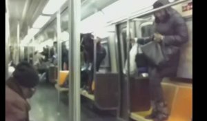 Un rat crée la panique dans le métro de New-York (Vidéo)