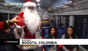 A Bogota, le train de Noël