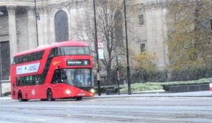 Londres se réveille sous la neige
