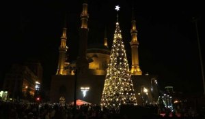 Liban: illumination du sapin de Noël à Beyrouth