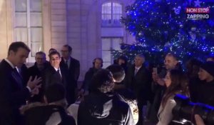 Emmanuel Macron et Brigitte inaugurent le sapin de Noël de l'Elysée avec des enfants (Vidéo)