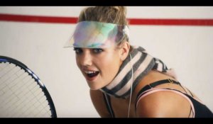 Kate Upton joue une tenniswoman très sexy pour Love Magazine (vidéo)