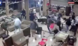 Séisme en Irak : Les images chocs de la panique dans un café (vidéo)