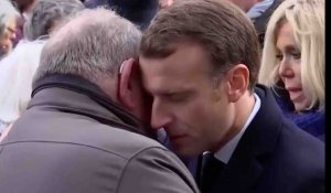 13 Novembre : l'hommage et l'émotion d'Emmanuel Macron - ZAPPING ACTU DU 13/11/2017