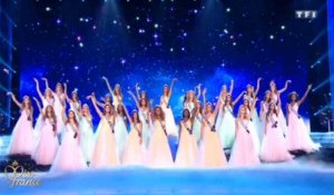 Johnny Hallyday : Les candidates de Miss France 2018 lui rendent un émouvant hommage (Vidéo)