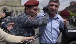 Arménie: Le clash avec le gouvernement se durcit