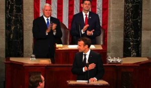 Macron: une guerre commerciale "pas cohérente"