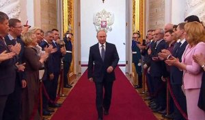Un an après "l'Ode à la joie" de Macron, la longue marche de Poutine avant son investiture