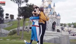 Paul Pogba fait le show à Disneyland Paris (Vidéo)