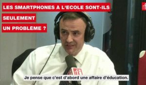 Les smartphones à l'école sont-ils seulement un problème ?