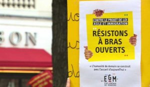 Loi immigration et asile: manifestation devant l'Assemblée