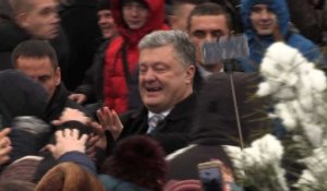Concile en Ukraine: Porochenko arrive à la cathédrale