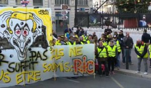 Manifestation de "gilets jaunes" à Marseille