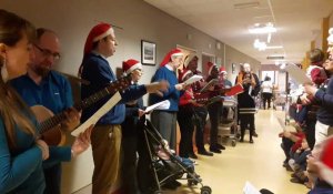 La Louvière : Une chorale de Noël à l'hôpital de Jolimont