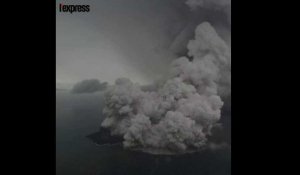 Tsunami en Indonésie: le niveau d'alerte du volcan relevé