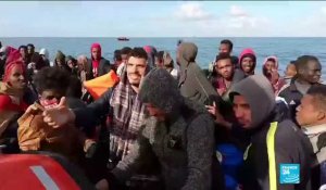 Le navire Open Arms et ses 310 migrants accoste en Espagne