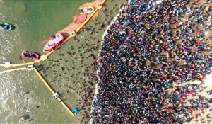 Inde: images aériennes du festival religieux Kumbh Mela
