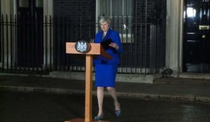 Theresa May appelle à la coopération pour sauver le Brexit