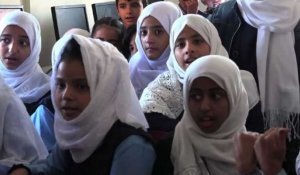 Au Yémen, la musique pour faire oublier aux enfants