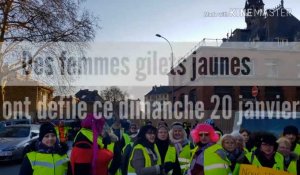 Des femmes gilets jaunes défilent à Charleville-Mézières