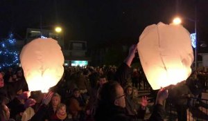Des lanternes lumineuses lâchées dans le ciel d'Hardelot pour célébrer la fin de l'année