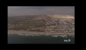 Etats Unis, Californie : mur marquant la frontière avec le Mexique, vers Tijuana