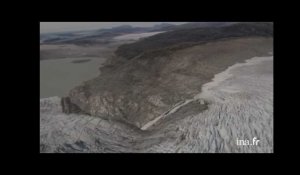 Groënland : calotte glaciaire et eau de fonte