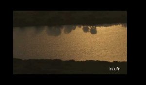 Tchad : coucher de soleil sur fleuve dans la région du lac Tchad