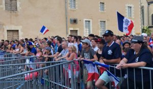 Plus de 500 Fléchois place Pape-Carpantier pour France-Belgique