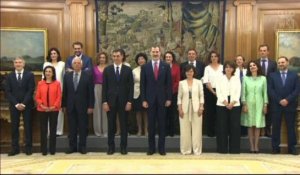 Espagne: le gouvernement Sanchez prête serment