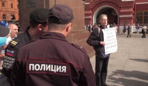Le militant gay Peter Tatchell arrêté à Moscou