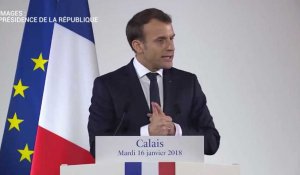 Macron : l'État va prendre en charge l'accès à la nourriture pour les migrants de Calais