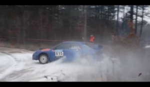Une voiture de rallye percute violemment un spectateur (vidéo)