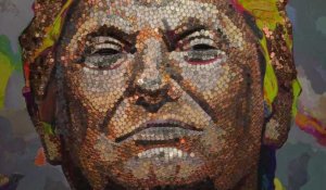 Un portrait de Donald Trump géant fait en pièces de monnaie