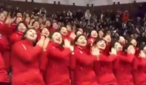 JO 2018 : Quand les supportrices de la Corée du Nord mettent l'ambiance (Vidéo)