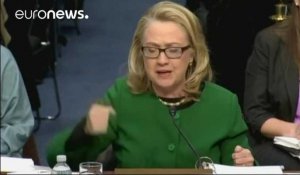 Hillary Clinton : l'affaire des emails confidentiels continue
