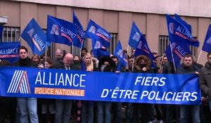 Agression de Champigny-sur-Marne: les policiers manifestent