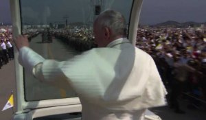 Le pape quitte Lima après une tournée au Chili et au Pérou