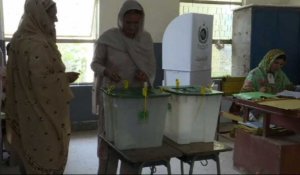 Pakistan: ouverture des bureaux de vote pour les législatives