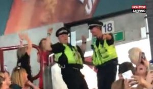 Angleterre : Deux policiers en service twerkent et font le show lors d'un concert (Vidéo)