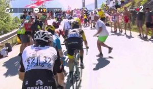 Tour de France : Froome se fait frapper par un spectateur dans la montée de l'Alpe d'Huez