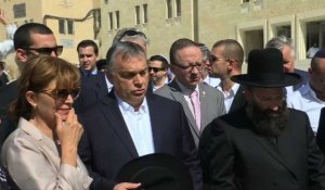 "Tolérance zéro" contre l'antisémitisme, promet Orban en Israël