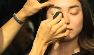La religion du maquillage d'un moine japonais