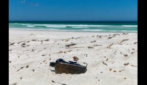 Australie. La plus vieille bouteille à la mer retrouvée 132 ans après.