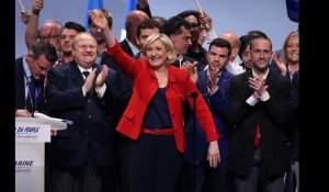 Front national. Marine Le Pen refuse un CDD à Franck de Lapersonne