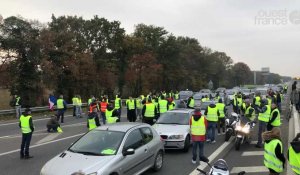 Rennes. Sur la rocade, toujours des barrages filtrants des gilets jaunes et des tensions