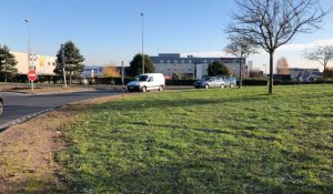 Gilets jaunes. Ralentissements dans le calme sur le rond-point de l'A84 à Caen